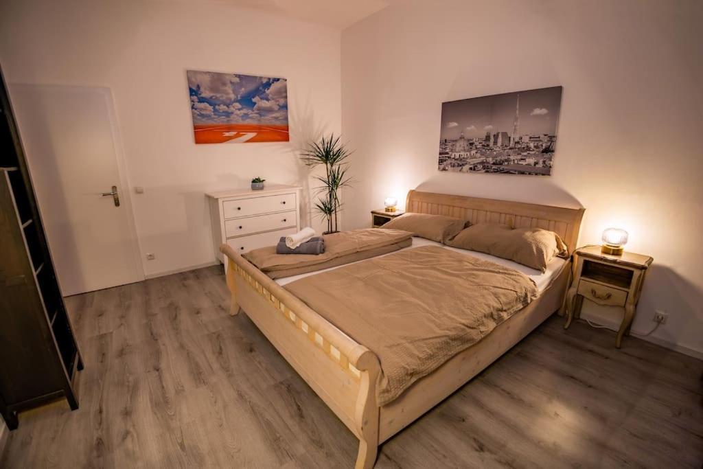 Gesamte Fuer 4 Personen 3 * Vienna